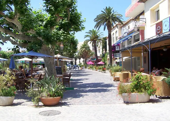 Spacieux Avec Piscine Et Parking Pres De La - Fr-1-251-906 公寓